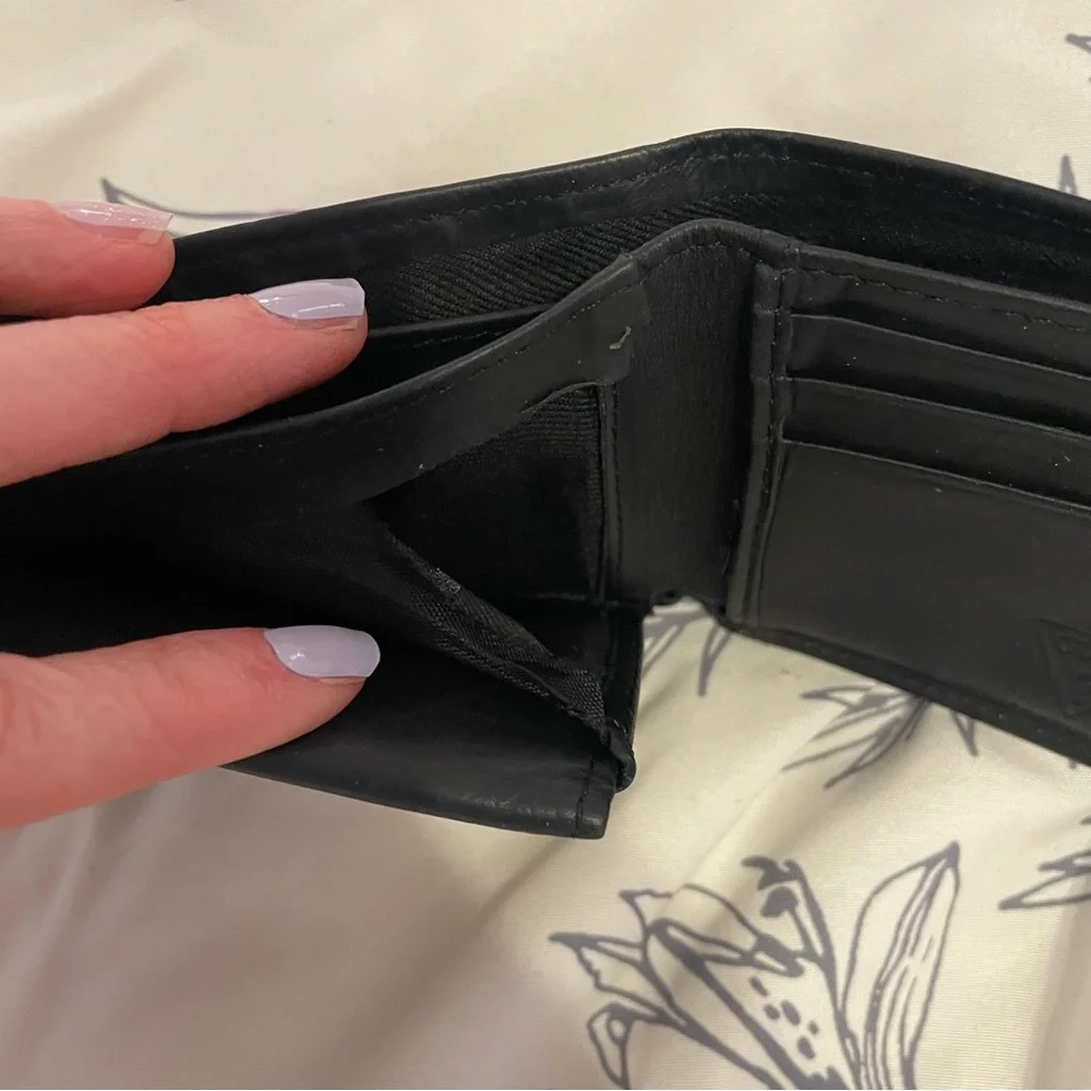 Guess‎ Black Leather Card Wallet